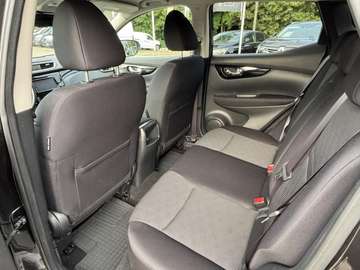 Fotografie 11 des Nissan Qashqai 1.6 dCi DPF N-Connecta